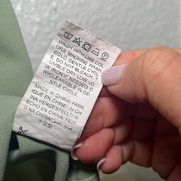Shein Curve sage, green blouse size 2XL - Picture 7 of 8
